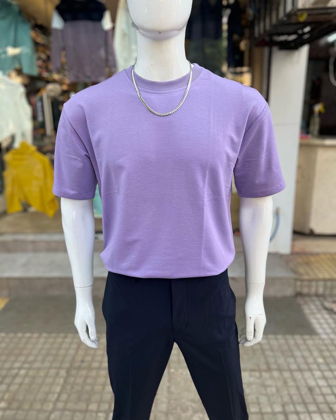 RELAXED FIT TEES