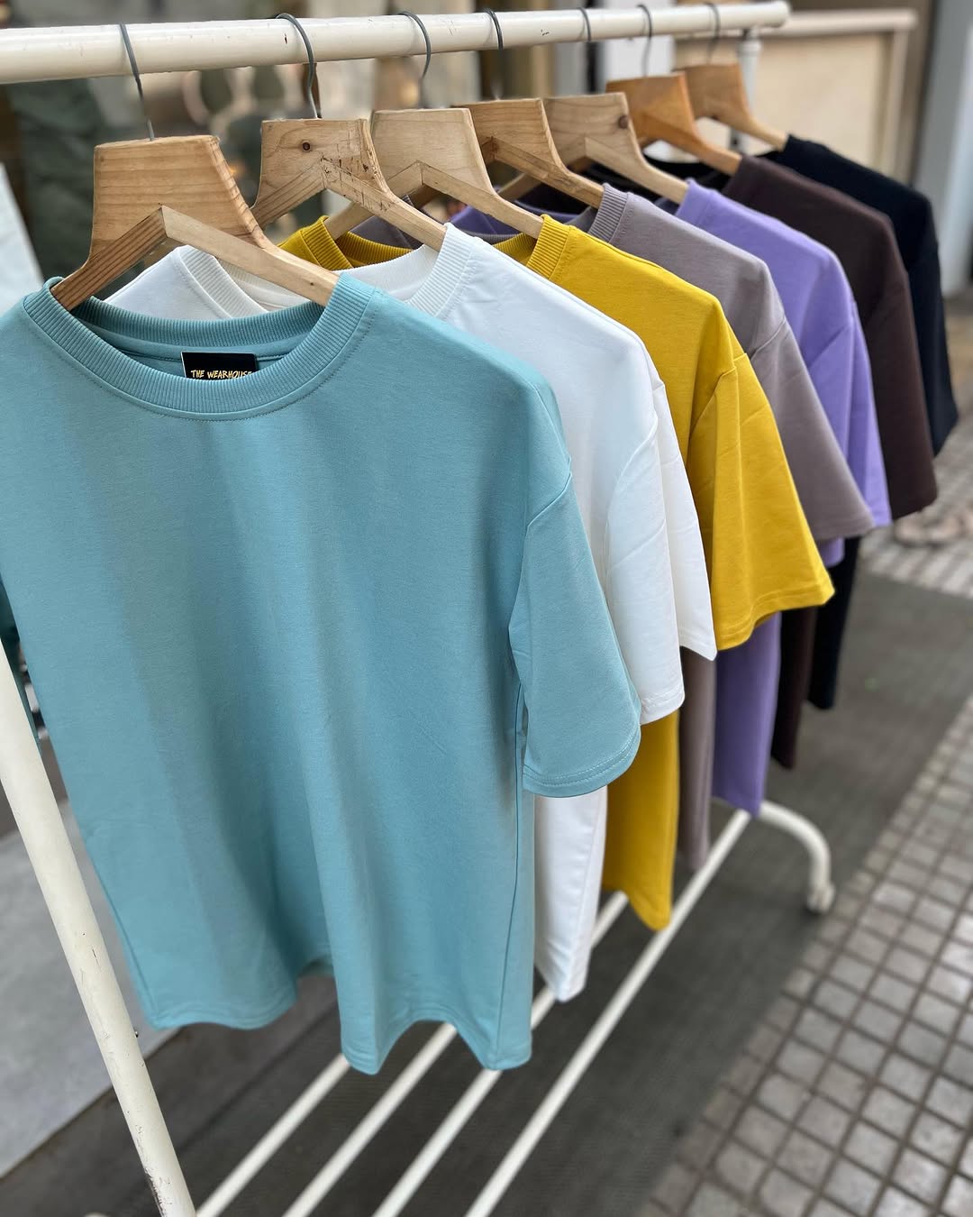 RELAXED FIT TEES