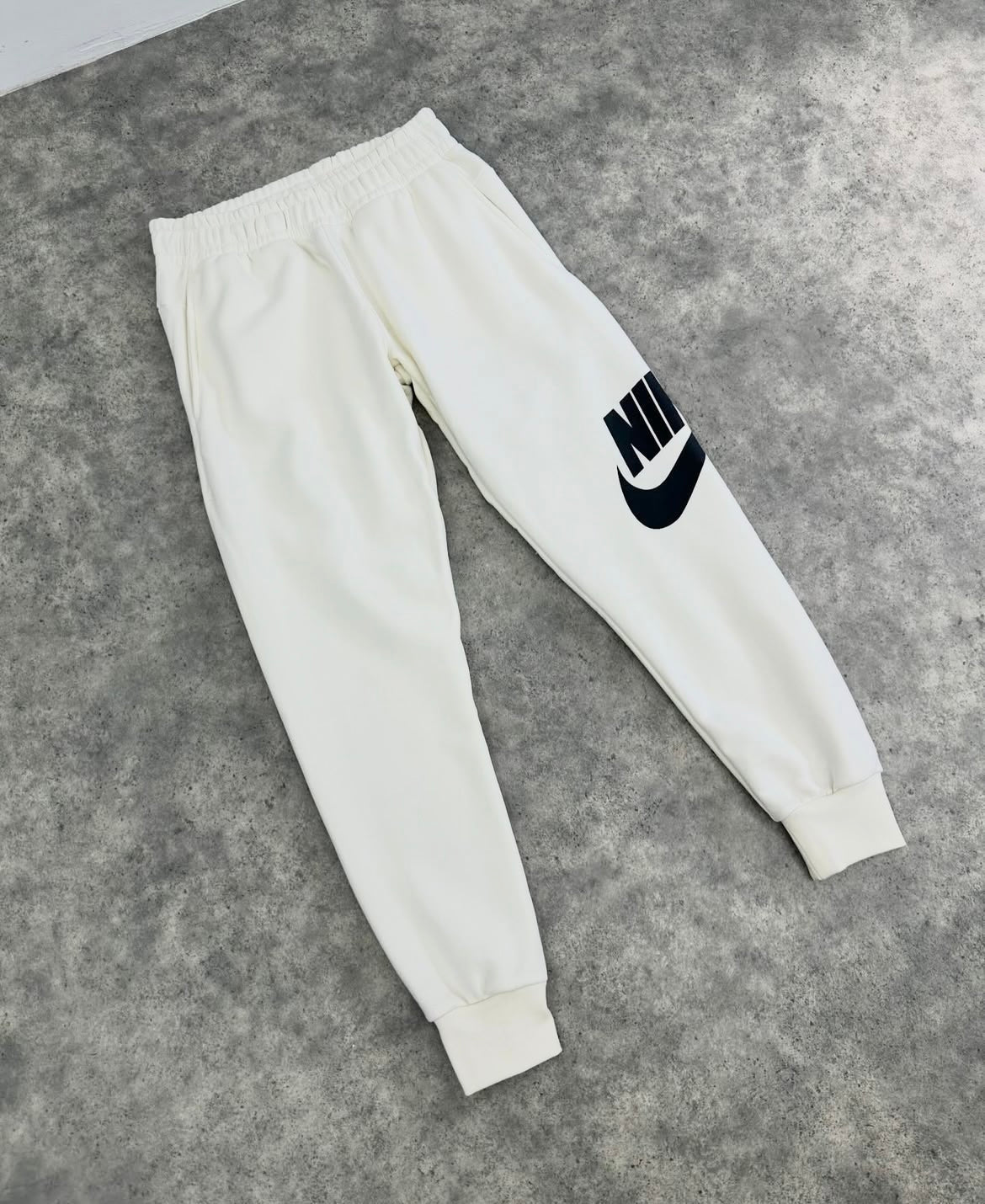 PREMIUM SLIM-FIT TROUSERS FOR MENS